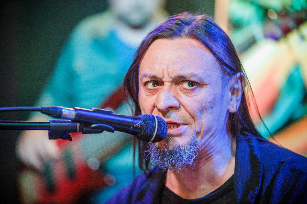 Концерт Олега Тищенко, «Тихона», в Кинокофейне. Летопись вашей жизни. Фотограф Игорь Иванов