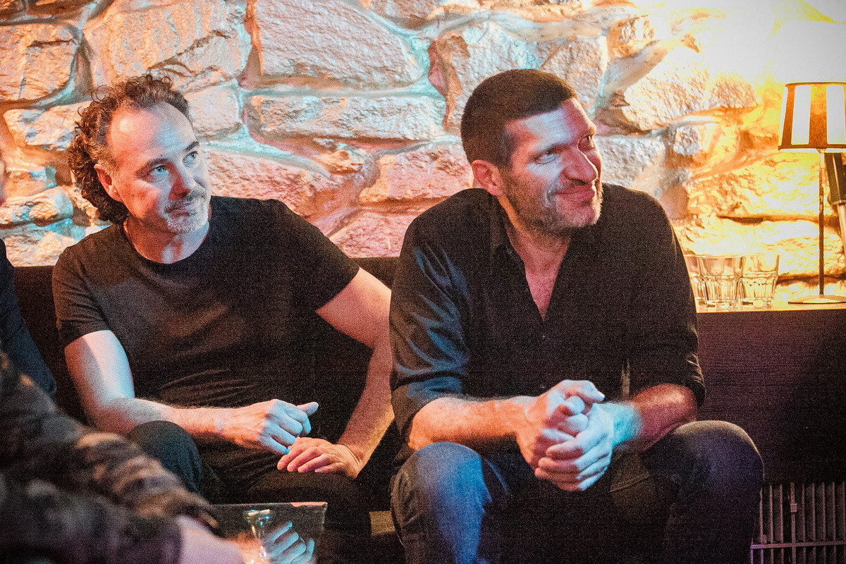 Концерт Олега Тищенко, «Тихона», в Кинокофейне. Летопись вашей жизни. Фотограф Игорь Иванов