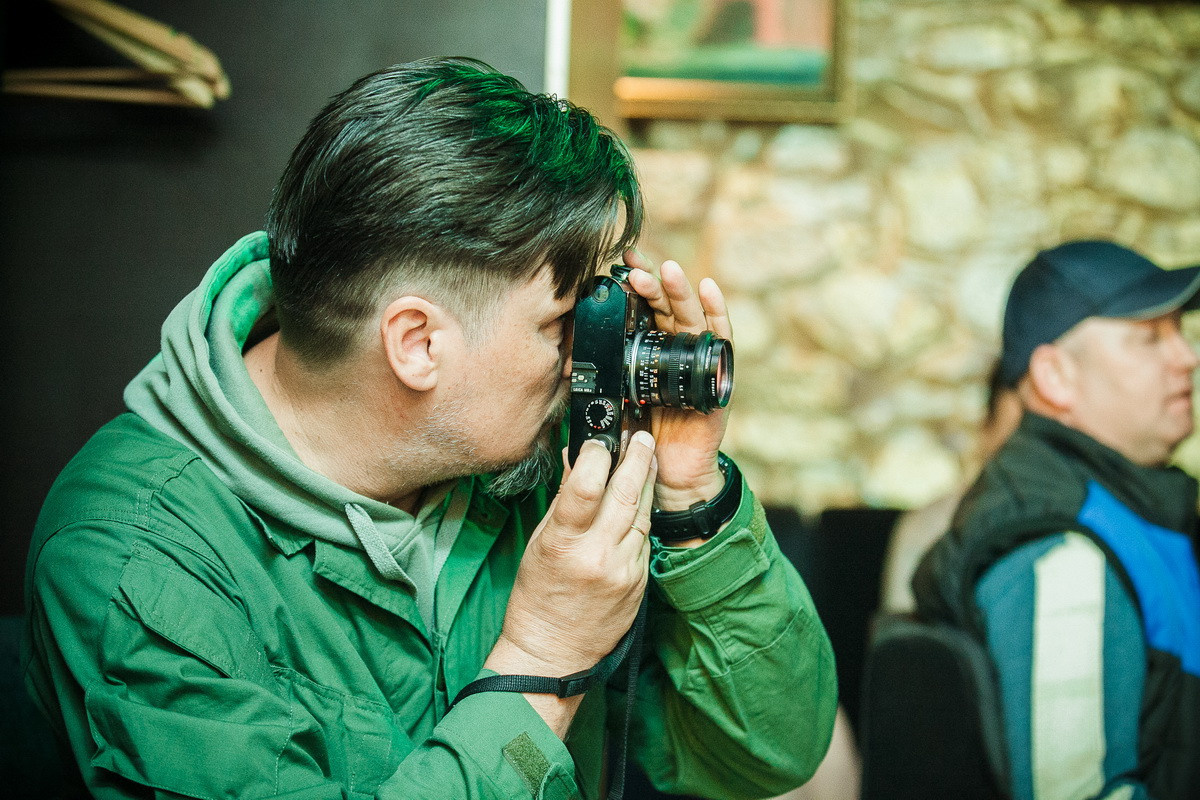 Концерт Олега Тищенко, «Тихона», в Кинокофейне. Летопись вашей жизни. Фотограф Игорь Иванов