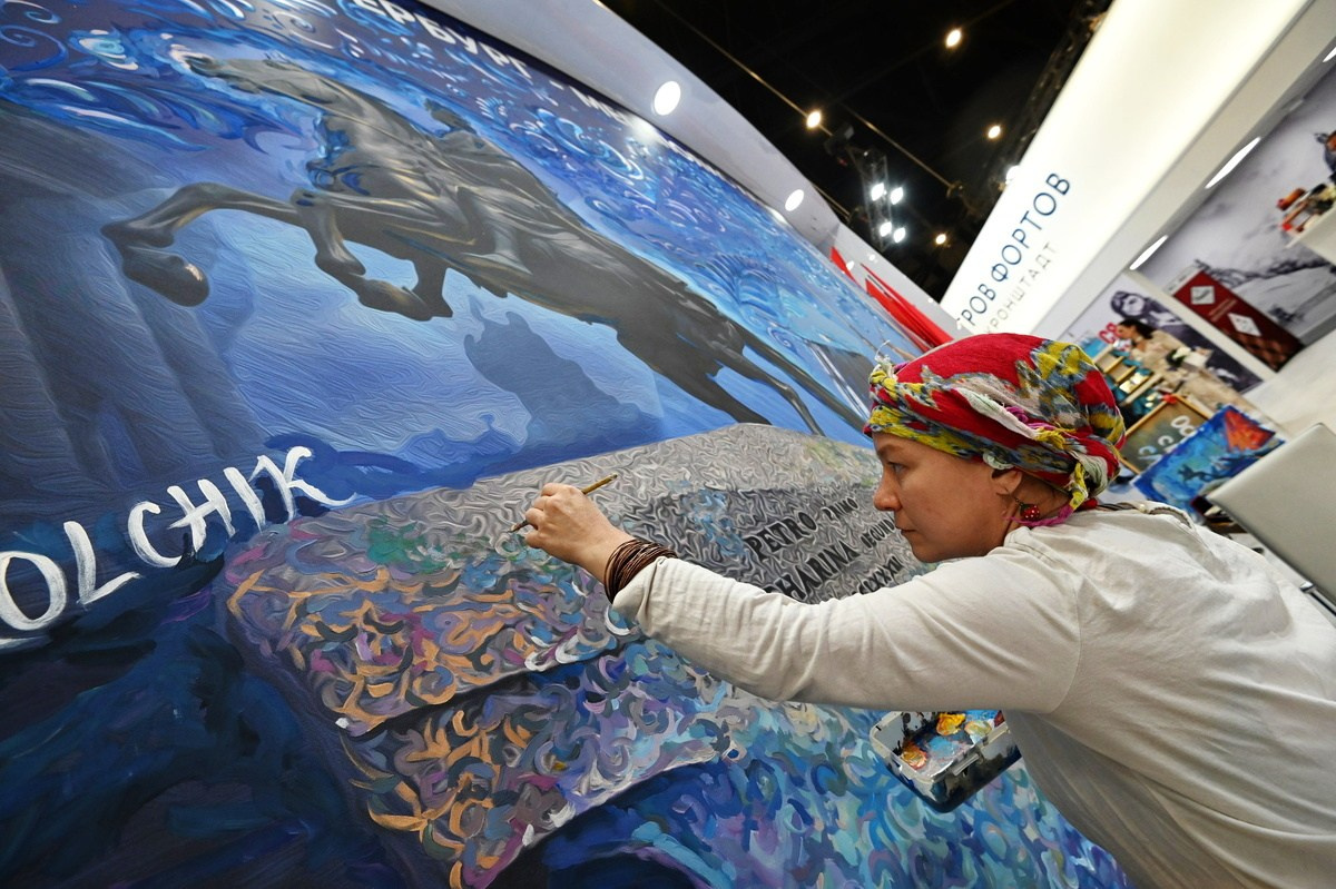 Миллиарды в кадре: как снимать на ПМЭФ. Документальный фотограф Сергей Вдовин