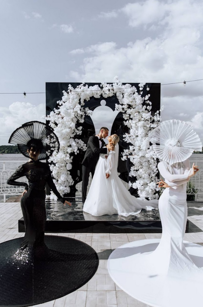 Площадка № 2-14. Свадебный организатор Москва