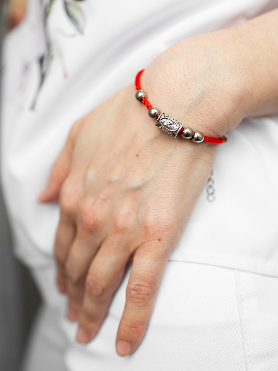 Браслеты / Съемка для маркет-плейсов. Семейный и портретный фотограф в Санкт-Петербурге Андрей Воробьев