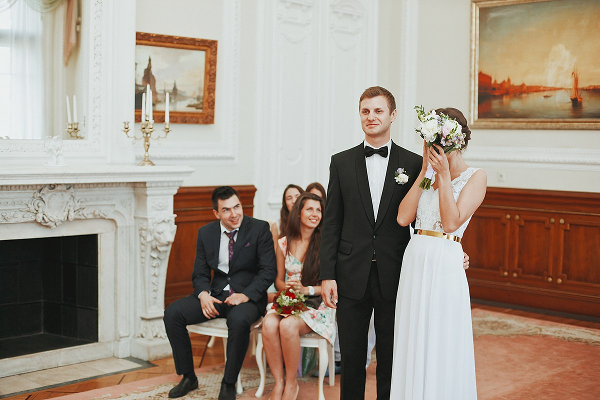 Фотосессия свадебной регистрации, фотограф Денис Шмигирилов, фотограф на свадьбу, свадебная регистрация, свадебные кольца купить, букет невесты магазины, прическа на свадьбу, свадебный визажист, аренда машины на свадьбу