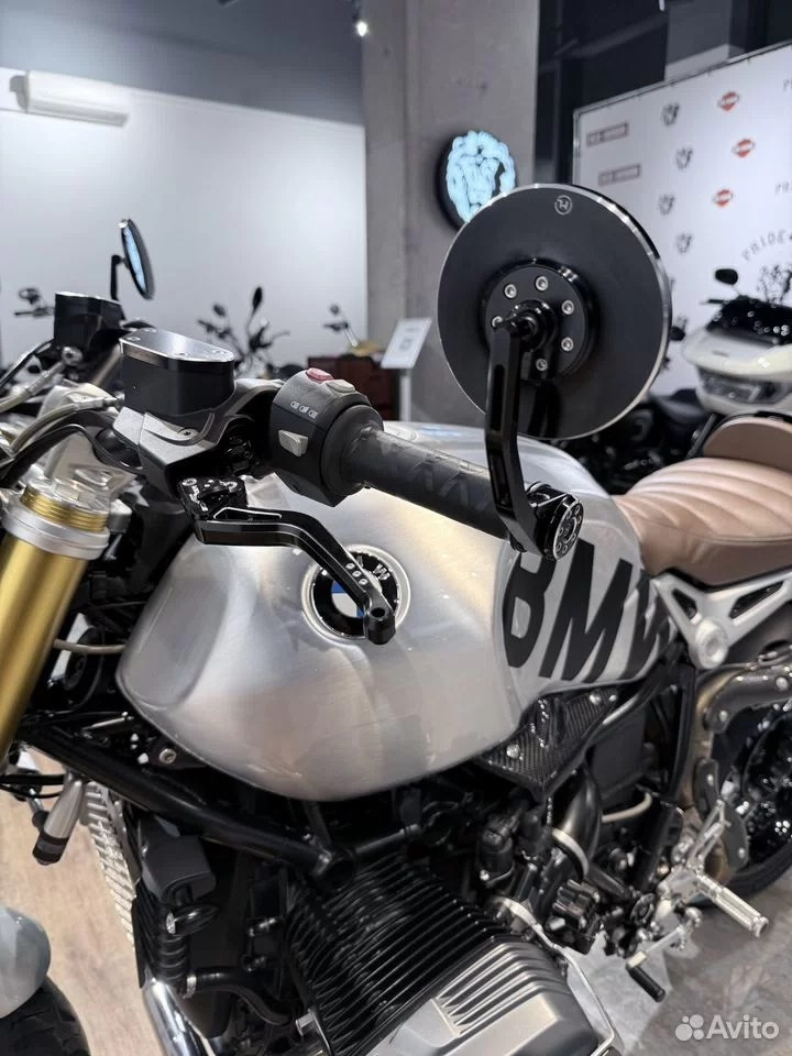 Купить BMW R9T (Street Scrambler) — подробнее на сайте. Hello Davidson, Москва. Только хорошие мотоциклы…