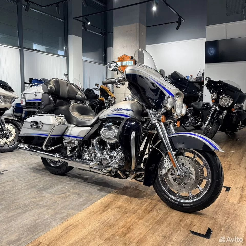 2009 CVO Limited Black Diamond (VIN *5HD*). Hello Davidson, Москва. Только хорошие мотоциклы…