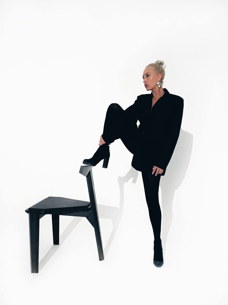 Алена Е Размер S, Рост 163, Параметры 90/68/91. LUNAPRO Дом стильных, сборных и индивидуальных съемок для брендов