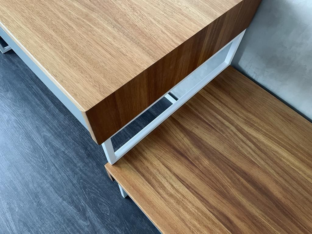 Письменный стол. Klauzevits Workshop