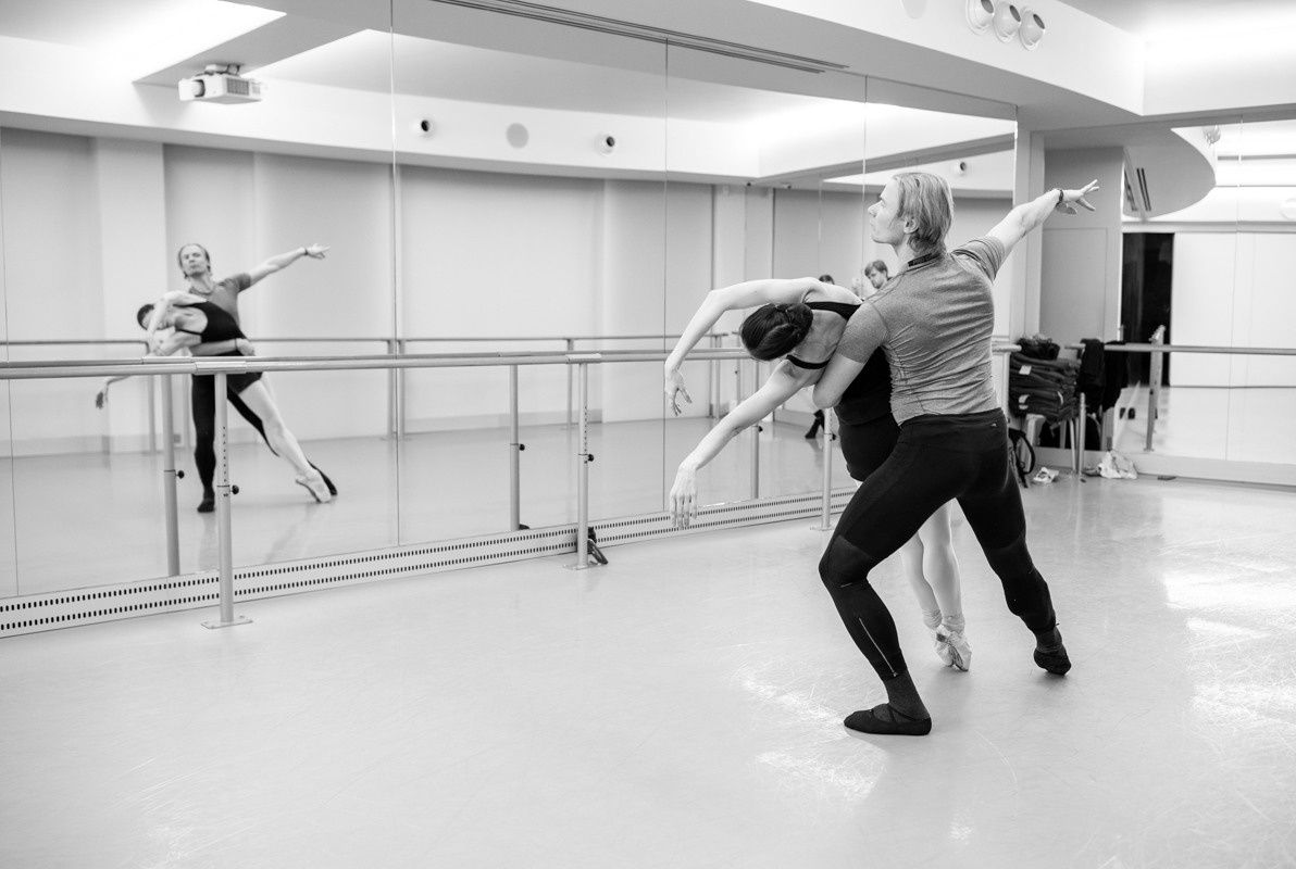 Репортажная съёмка открытых уроков и репетиций. Балетный фотограф Алина Ханько — Душа Балета