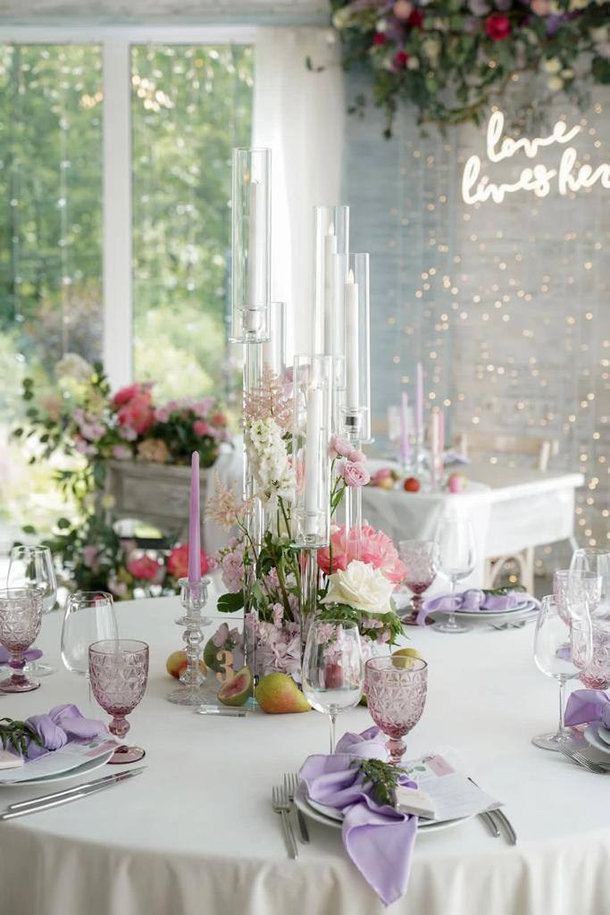 Яркий декор с использованием фруктов и овощей. Подрядчики и друзья сети свадебных площадок House for wedding