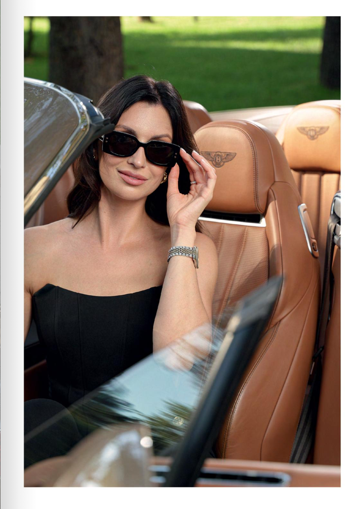 Обложка Собака Сочи август 2025. Профессиональный фотограф в Сочи Виктор Павлюткин