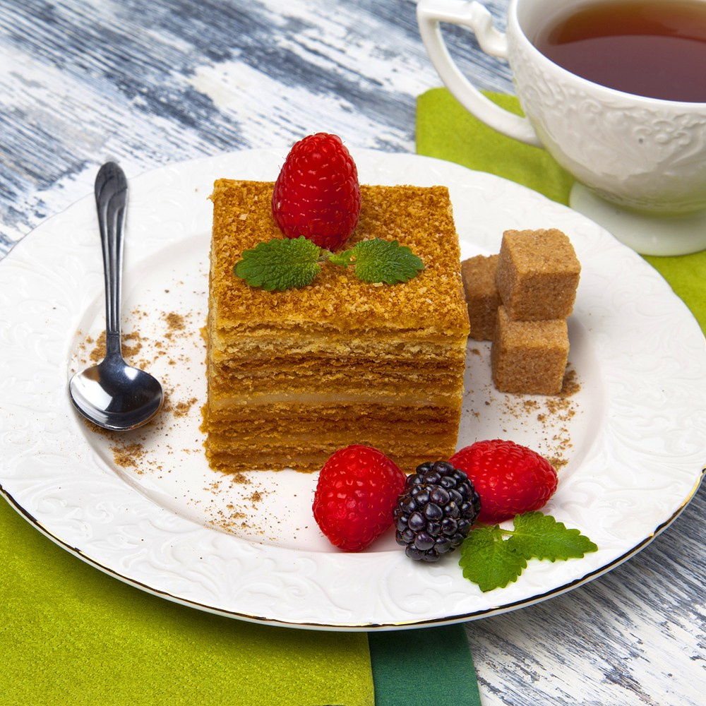 Рекламная съемка. Тортики. Фотограф Мария Кольцова