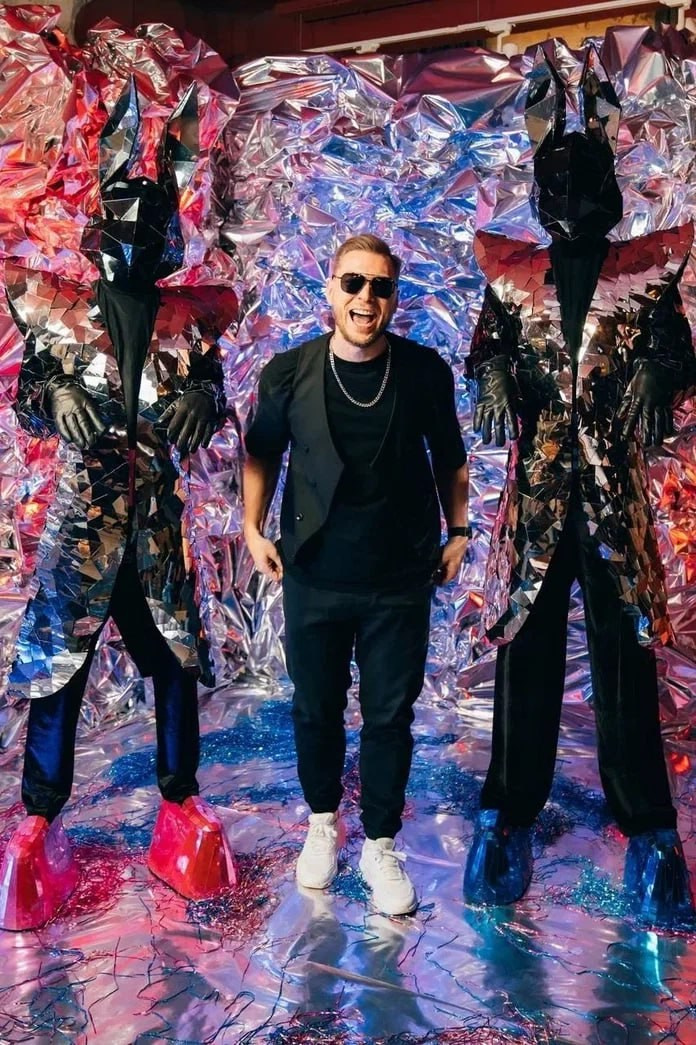 Зеркало шоу дум. Подрядчики и друзья сети свадебных площадок House for wedding