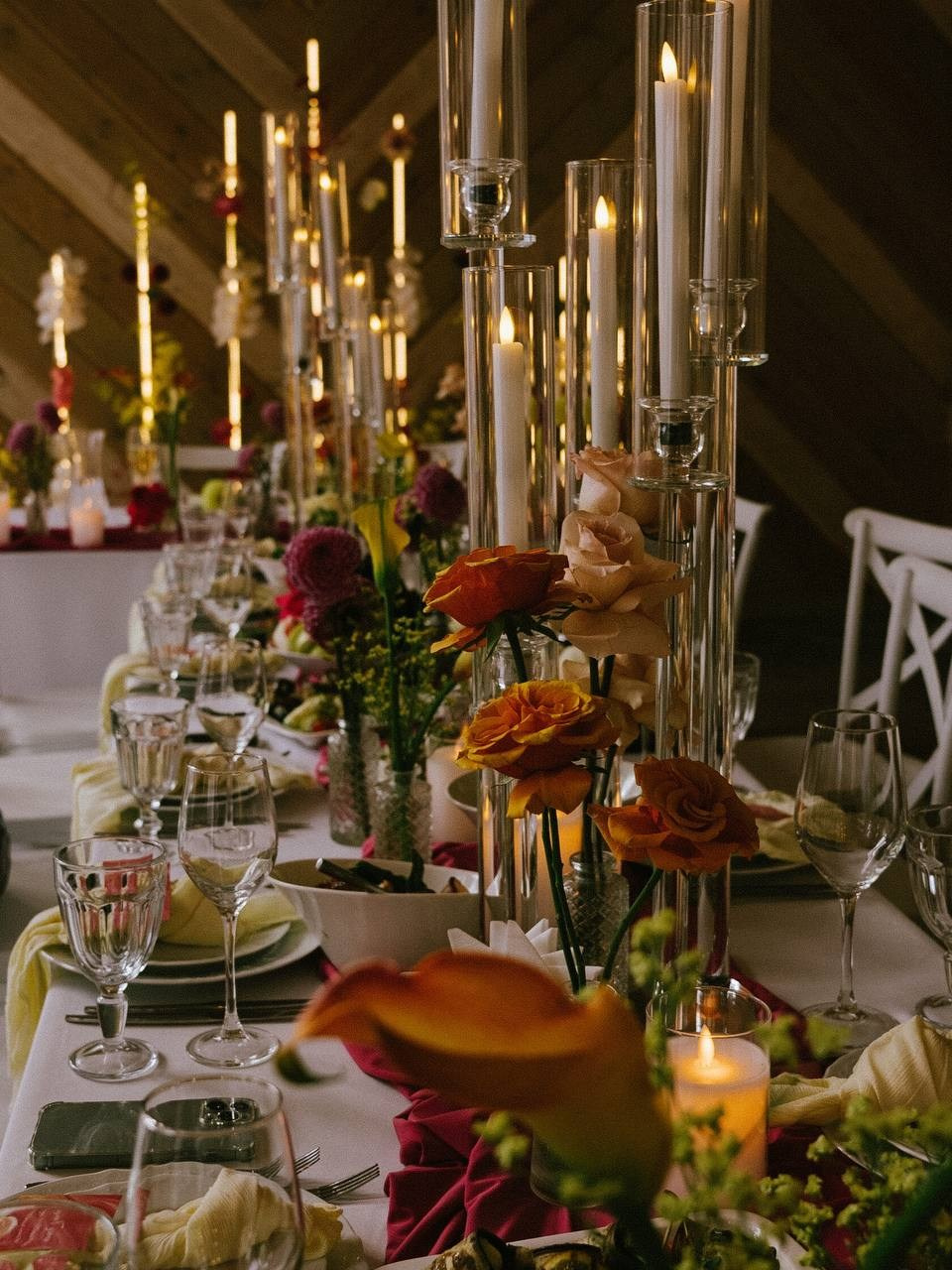 Винные оттенки. Подрядчики и друзья сети свадебных площадок House for wedding