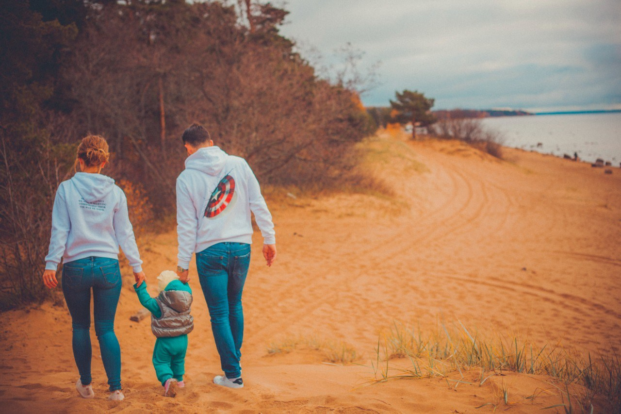 Яна, Рома и Алиса. Фотограф Александра Степанова