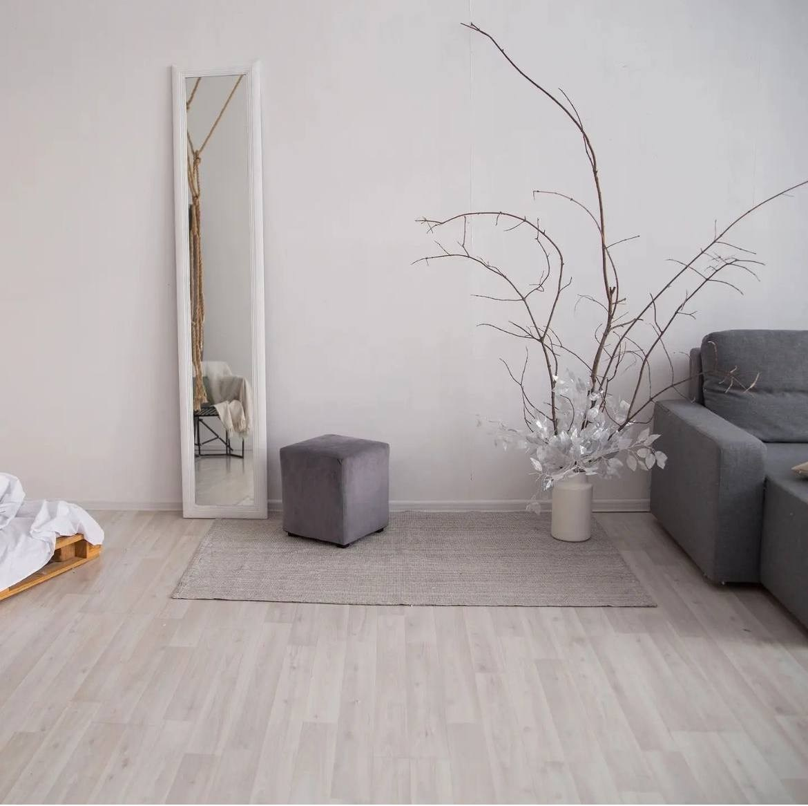 Студия Love is зал Сканди, 1700 руб. в час. Классный фотограф Красноярска Васильева Ирина