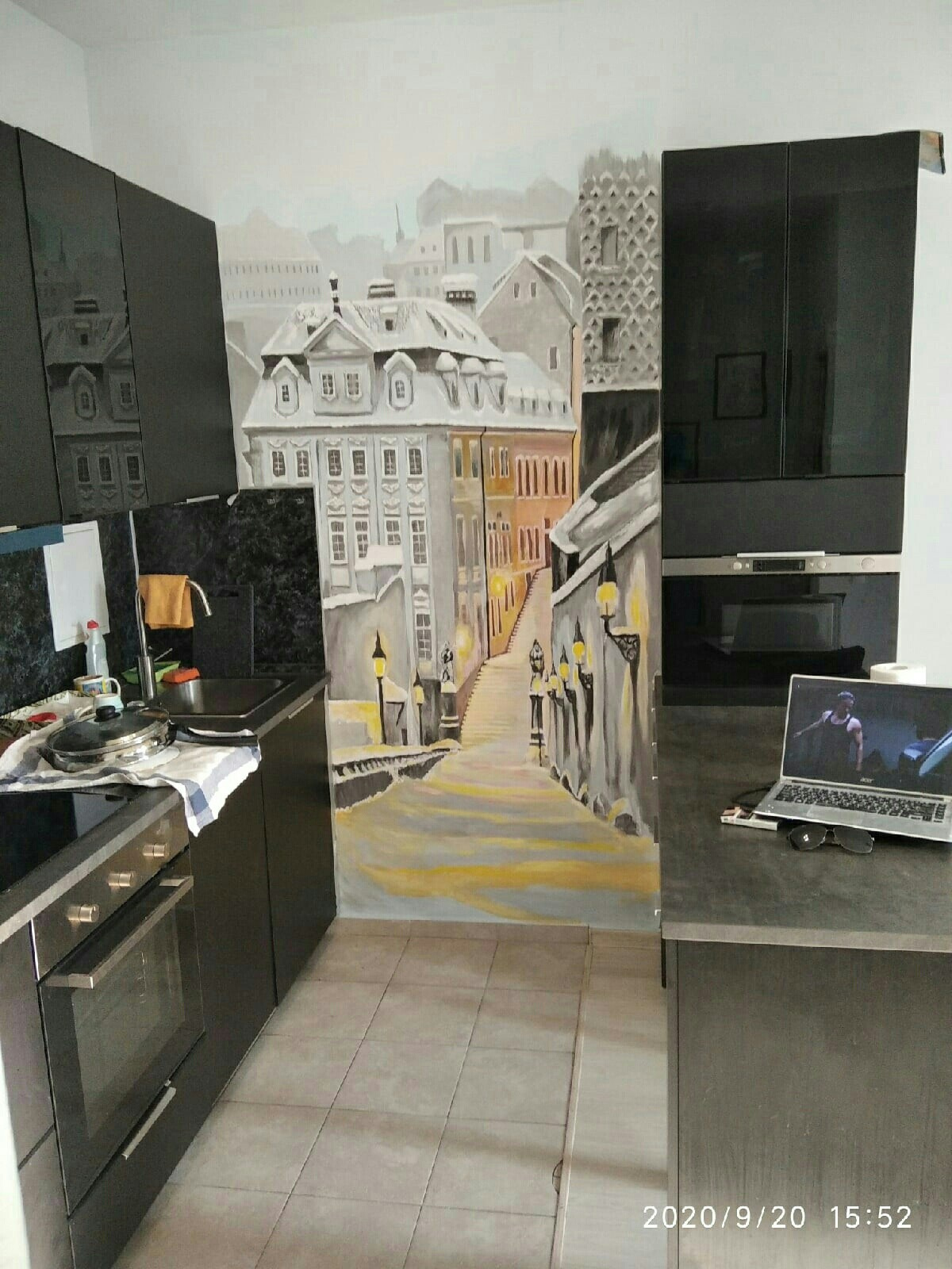 Роспись стен. Яр Панов Арт.Картины, татуировки, роспись стен и одежды в Москве