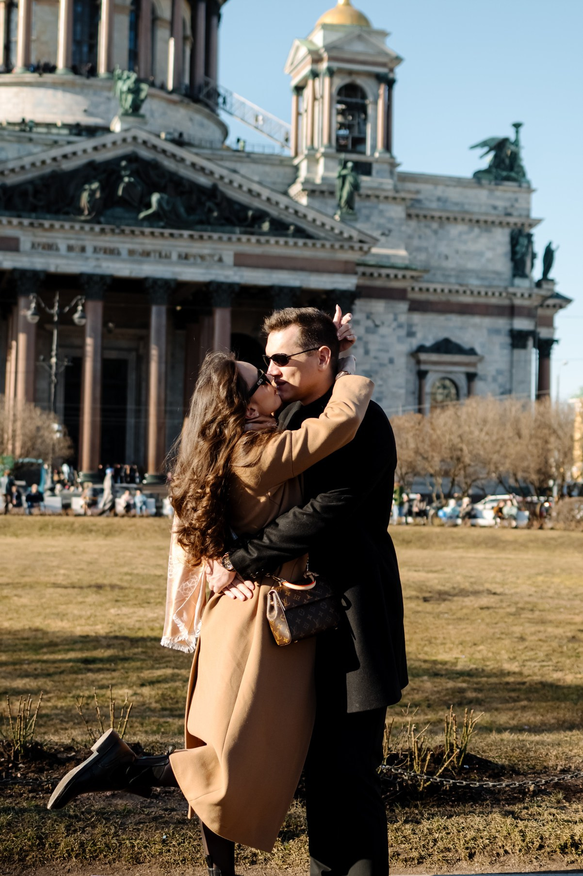Лавстори. Исаакиевский собор. Свадебный и сеейный фотограф в Санкт-Петербурге Елена Худякова