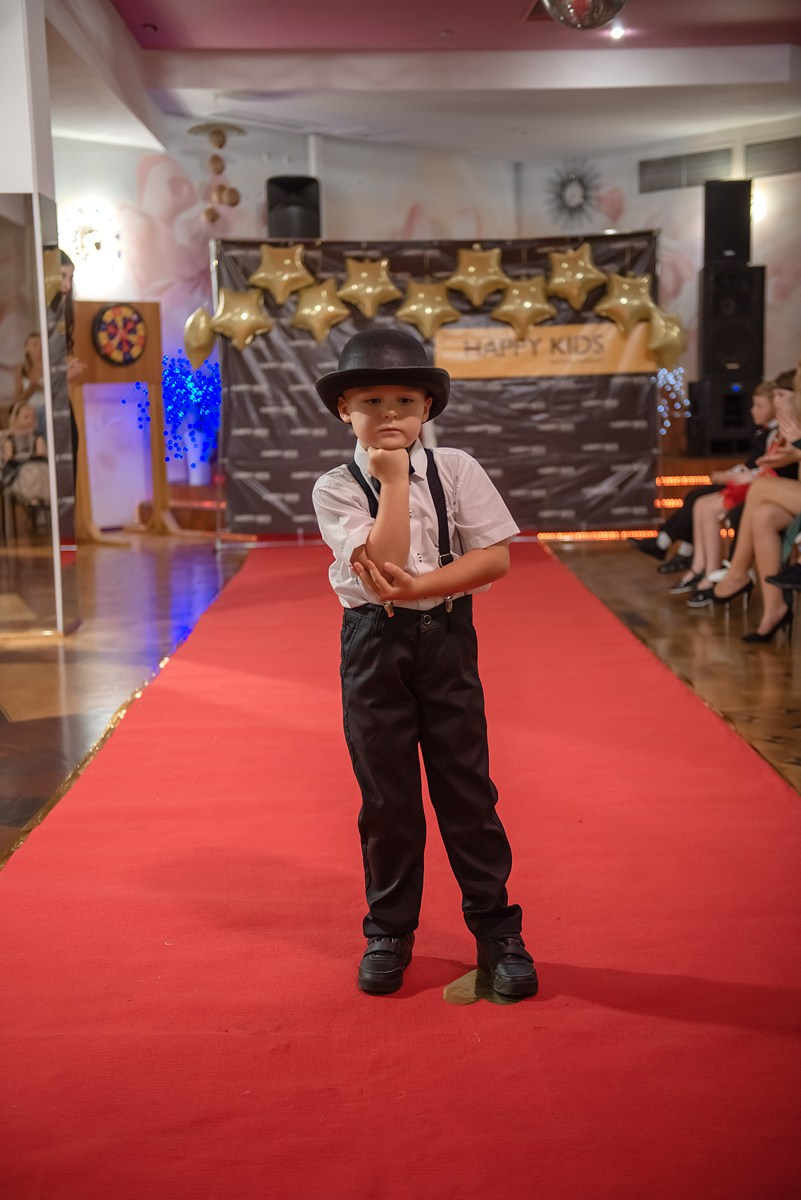 HAPPYkids дефиле санаторий Октябрьский. Семейный и коммерческий фотограф в Сочи Александр Бодунов
