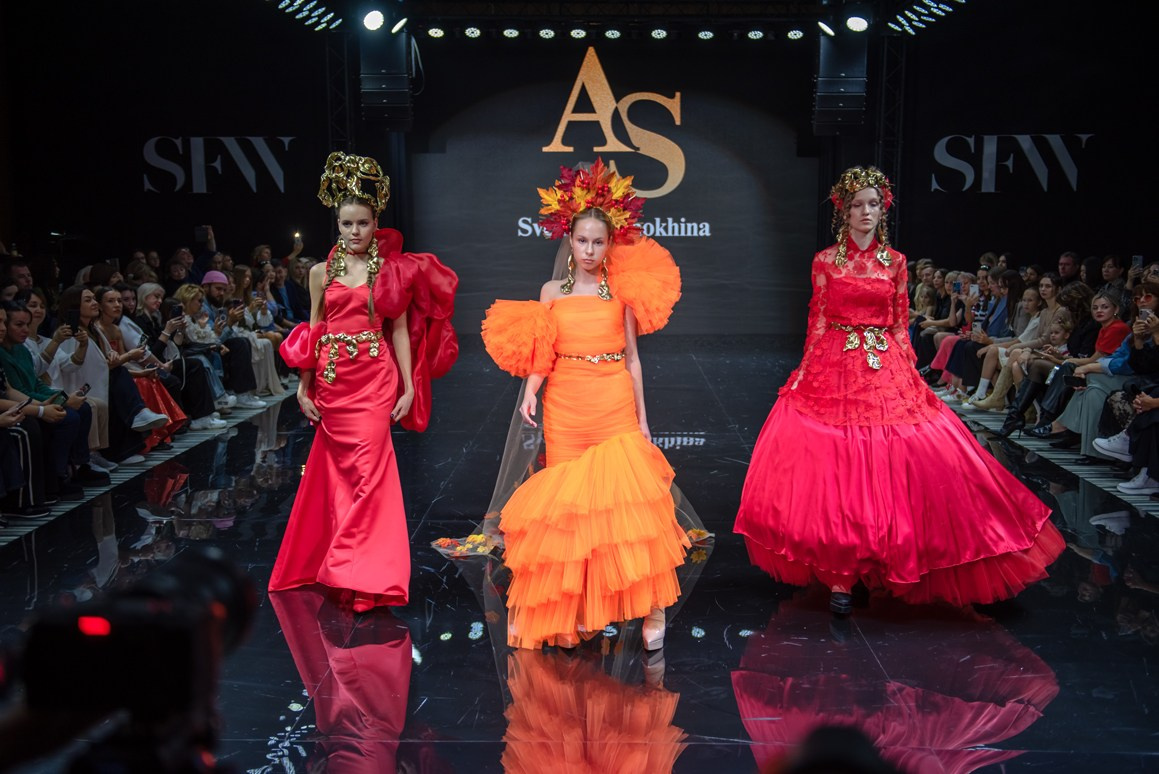 SochiFashionWeek2024 дизайнер Анохина Светлана. Семейный и коммерческий фотограф в Сочи Александр Бодунов