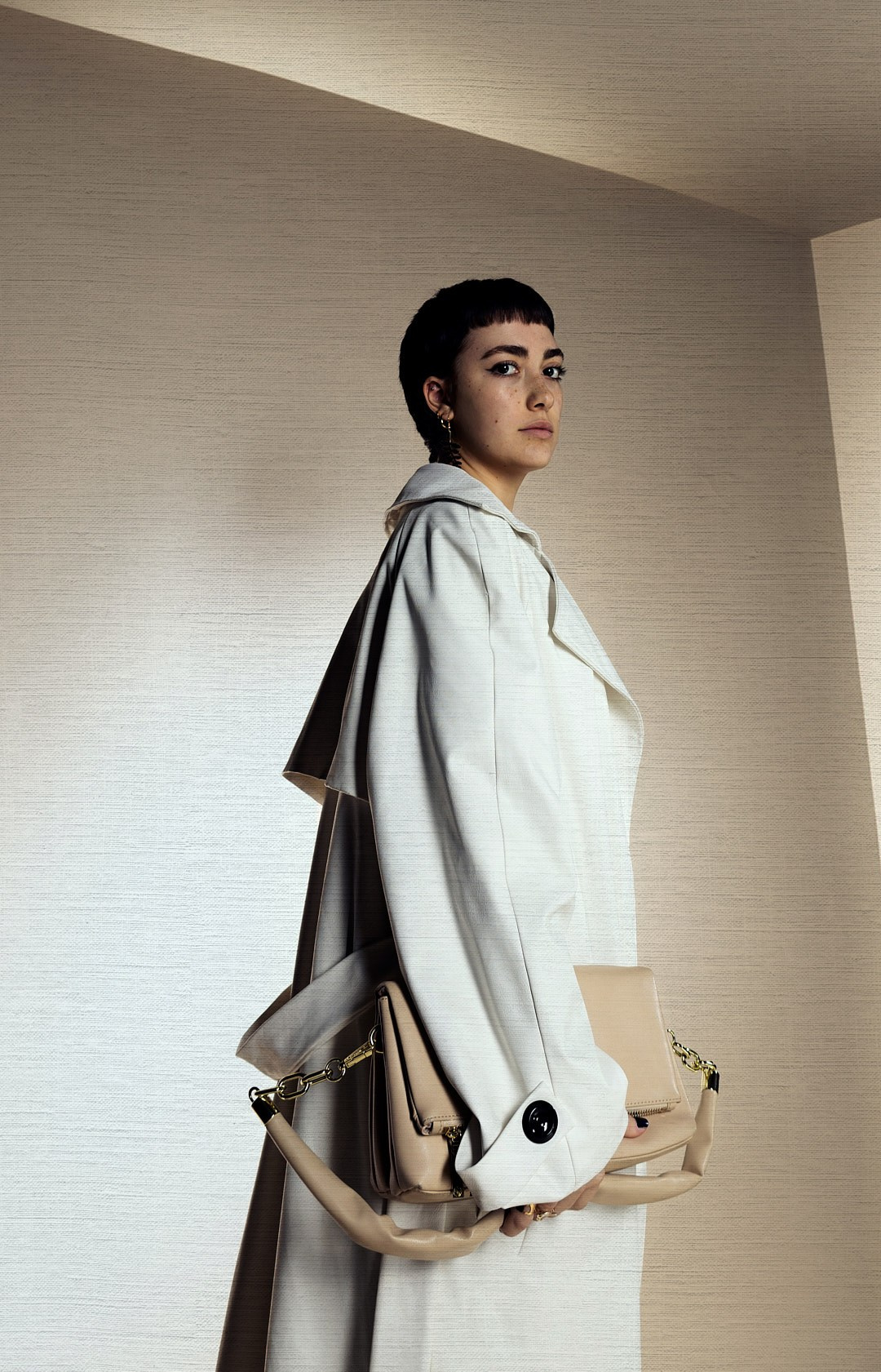 Fashion editorial photoshoots. Mona — Fashion & Documentary photographer