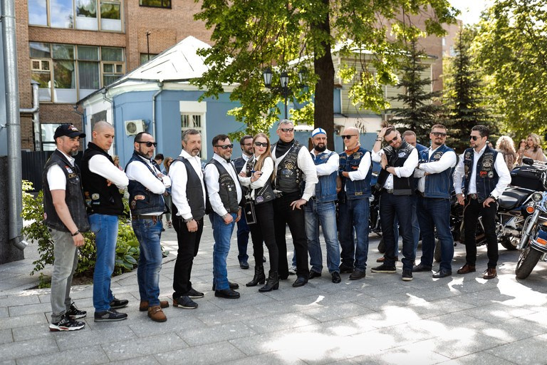 Свадьба байкеров в ресторане «Дворянское гнездо». Kirillova Studio — мастерская декора и событий Юли Кирилловой