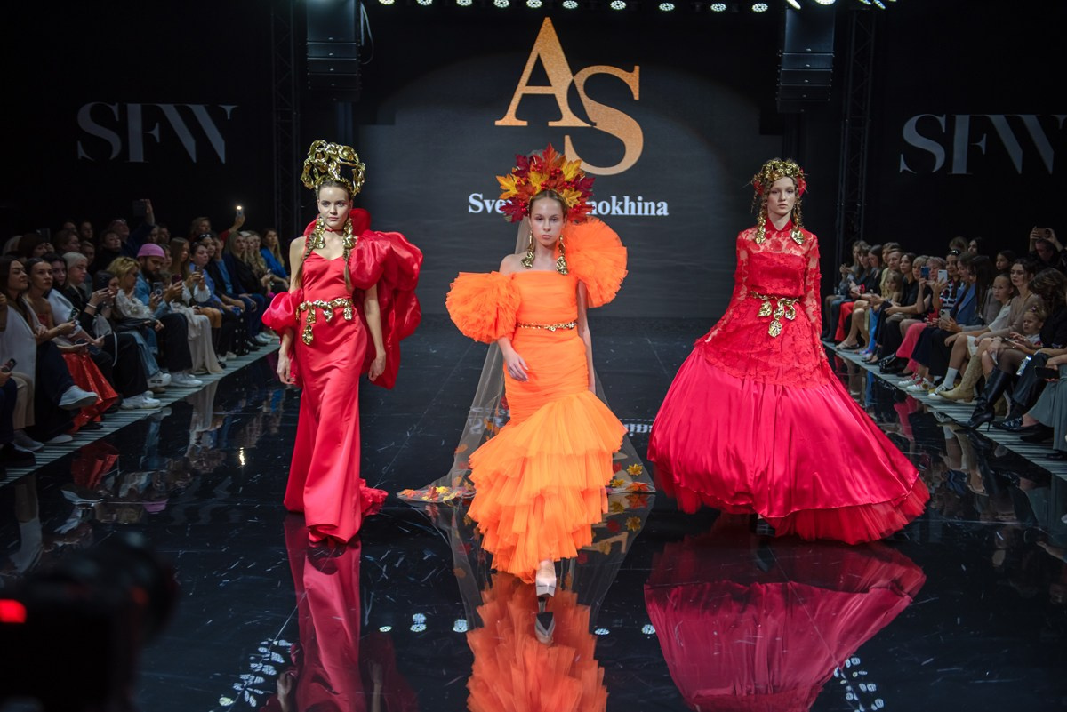 SochiFashionWeek2024 дизайнер Анохина Светлана. Семейный и коммерческий фотограф в Сочи Александр Бодунов