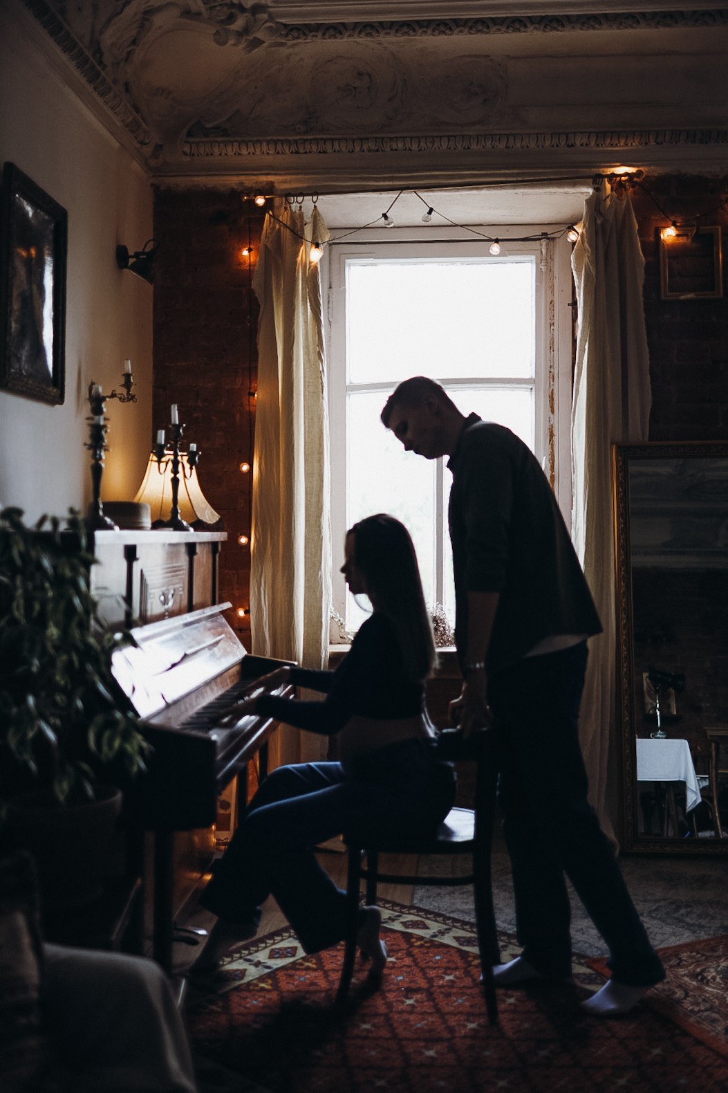 Леша и Юля. Главная