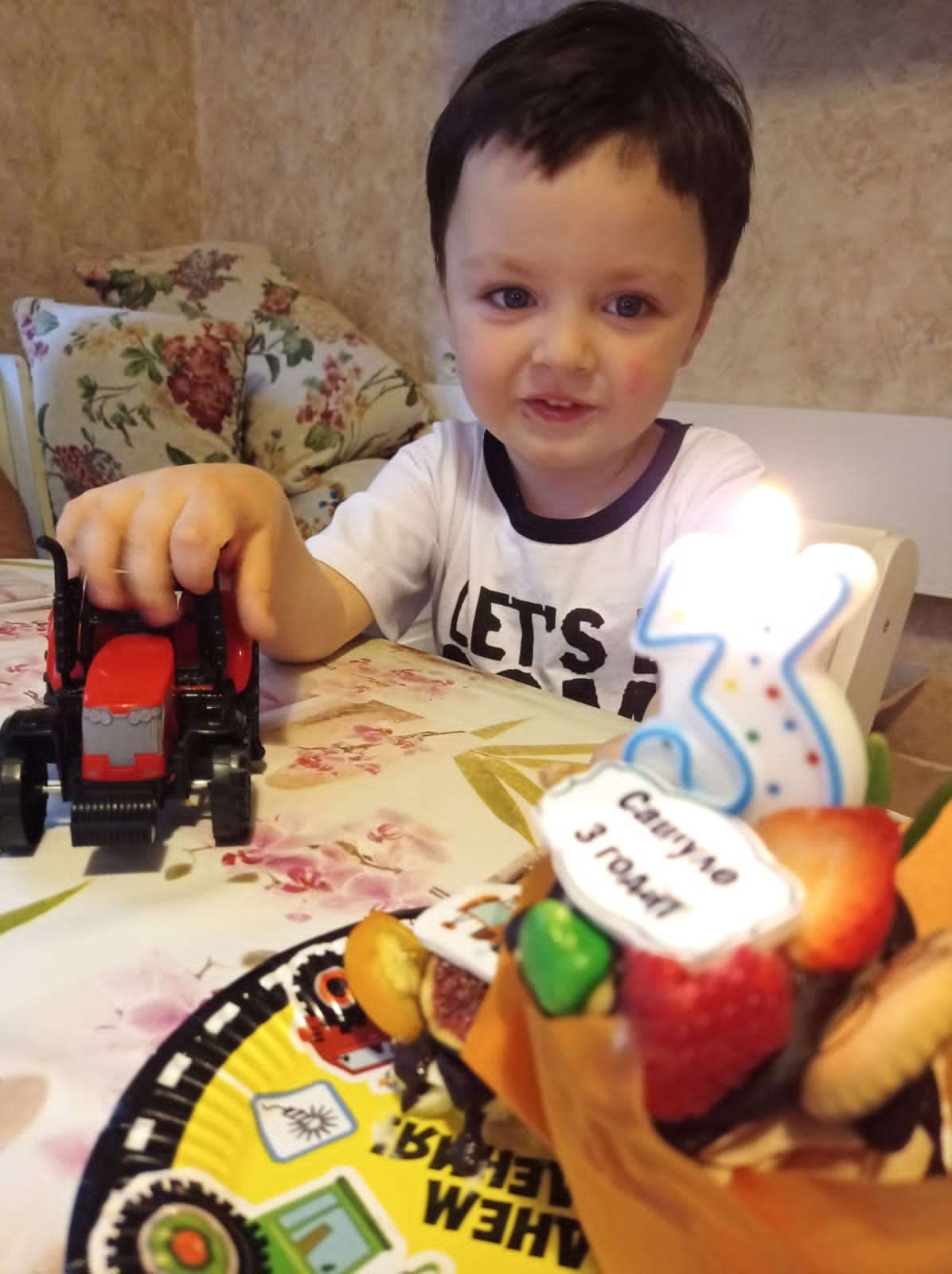 Отзывы. Katyasugarsugar капкейки, зефир, торты Москва