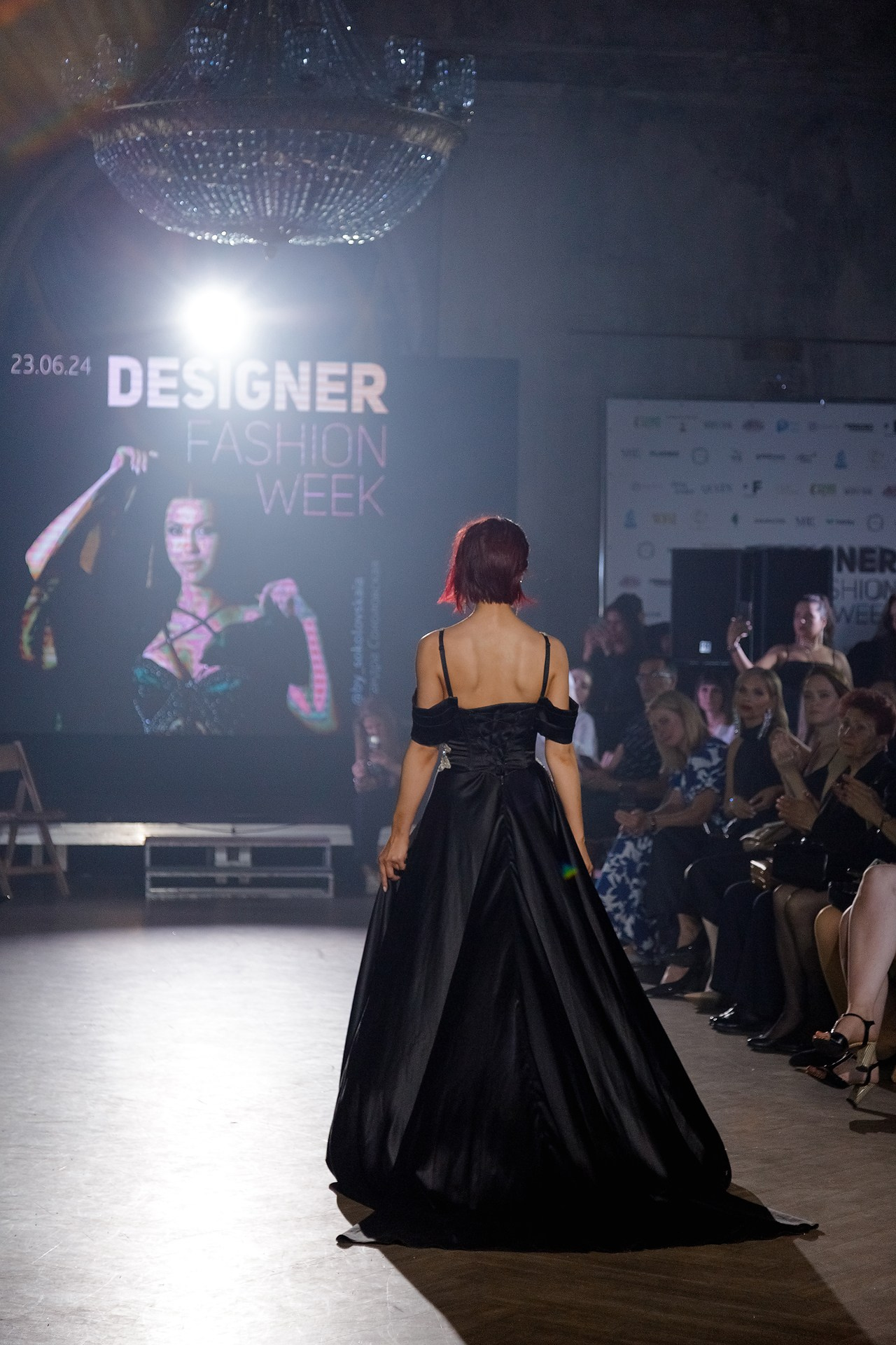 Репортаж модного показа. Светский фотограф Санкт-Петербург и ЛО