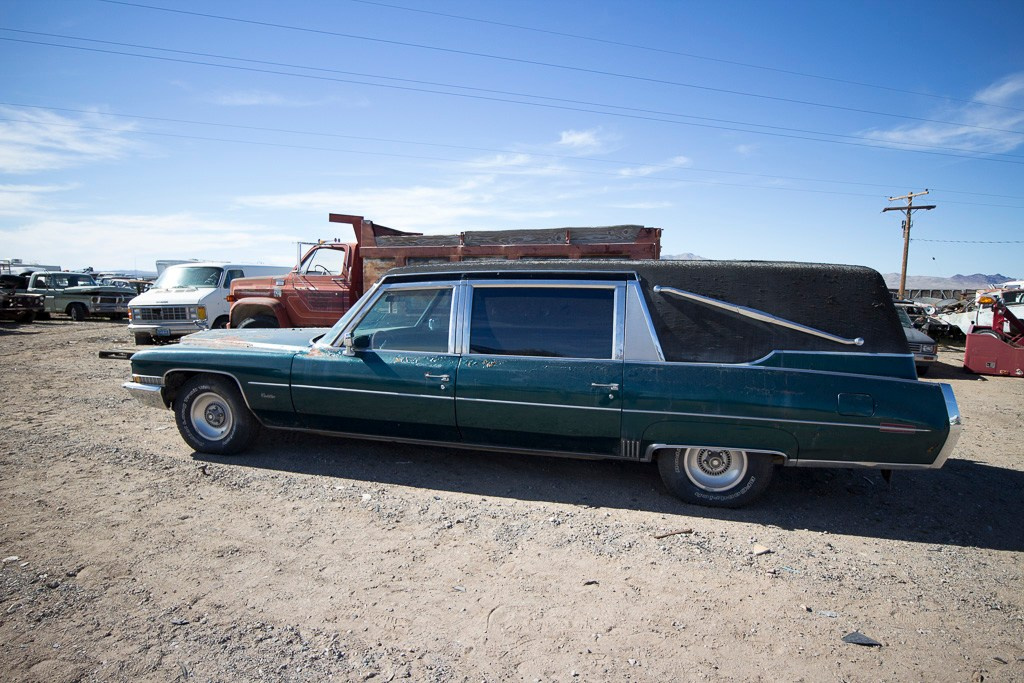 Ретро- авторазборка, США, 2013. Фотограф Василий Буланов