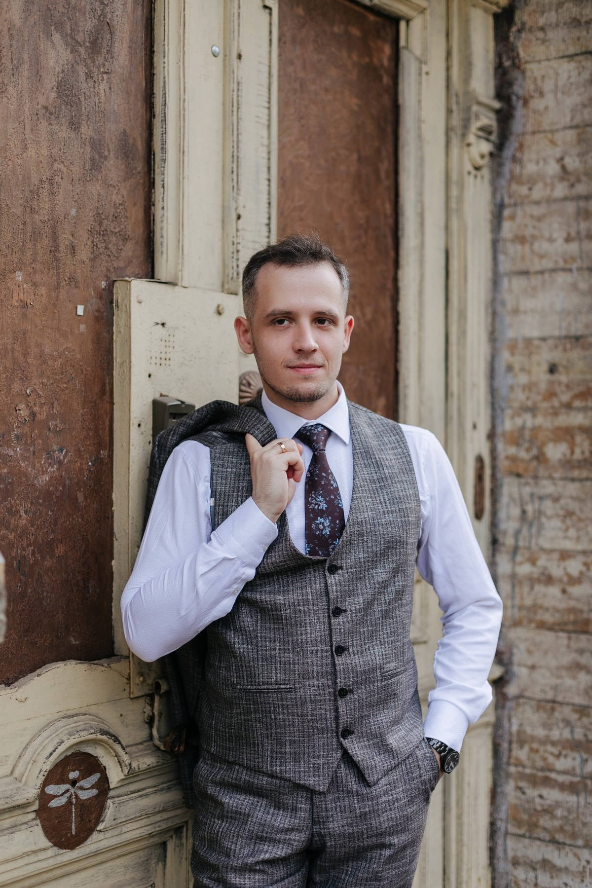 Свадебная прогулка в СПб, фотограф Денис Дорфф. Фотограф крещение венчание в Петербурге! Помогает подобрать храм и посоветовал душевного батюшку в СПб