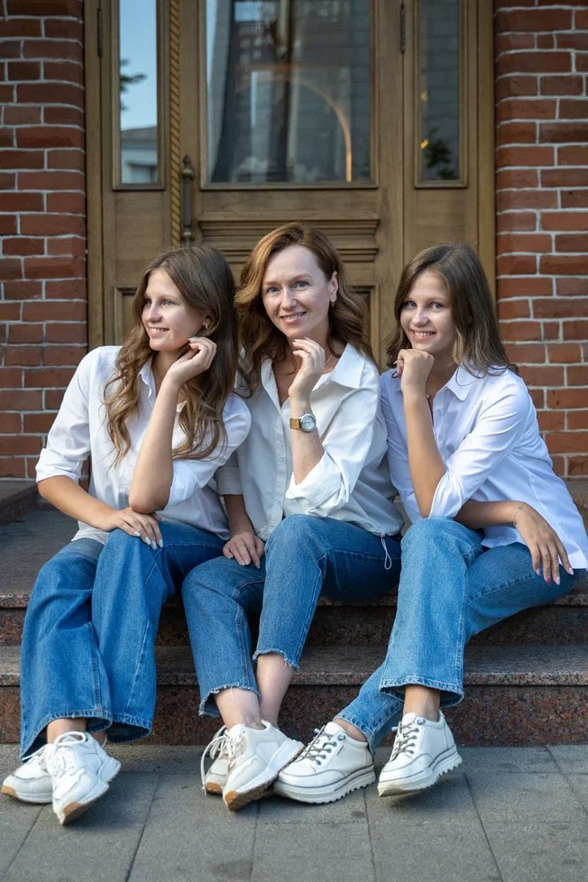 Город. Прогулка. Сайт фотографа.Приветствую Вас на своём сайте. Меня зовут Мария Васильева. Я являюсь профессиональным фотографом. Город Красноярск