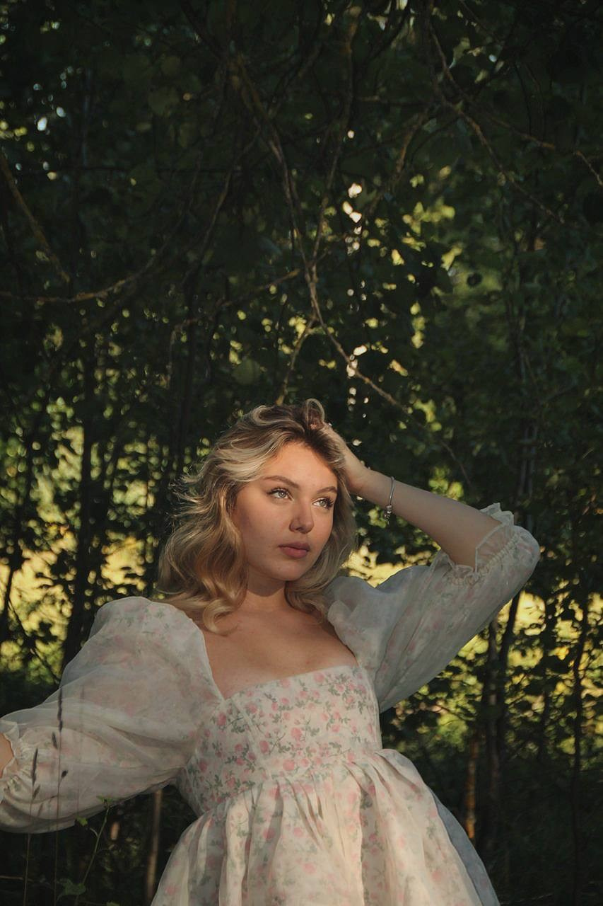 Фотопрогулки в городе Тула, уличный фотограф, фотосессия на улице. Фотограф Алёна Орлова в Туле