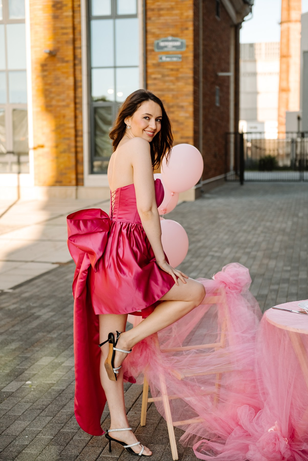 Индивидуальная. На заливе с шарами. Свадебный и сеейный фотограф в Санкт-Петербурге Елена Худякова