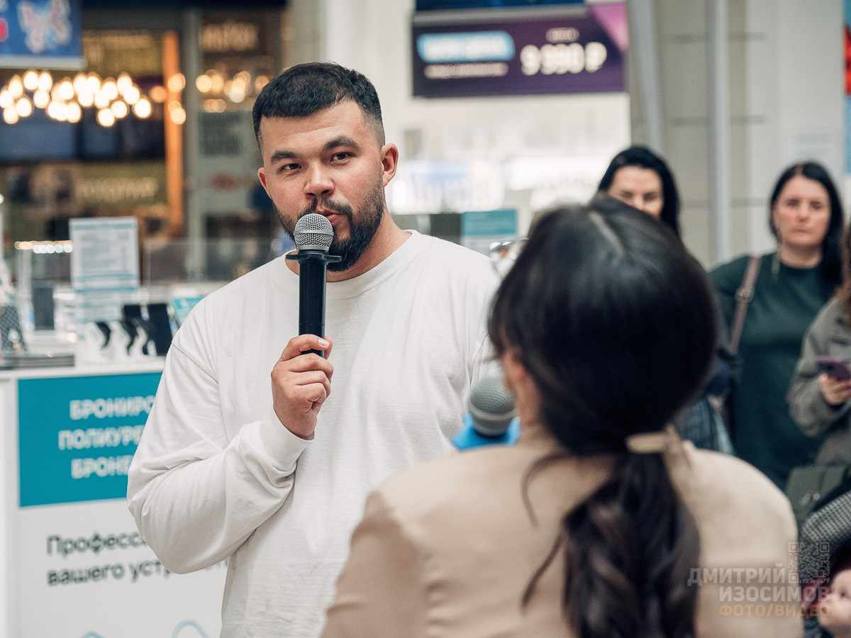 Фоторепортаж Дмитрия Изосимова. Фотограф и видеограф Анна Жагорина