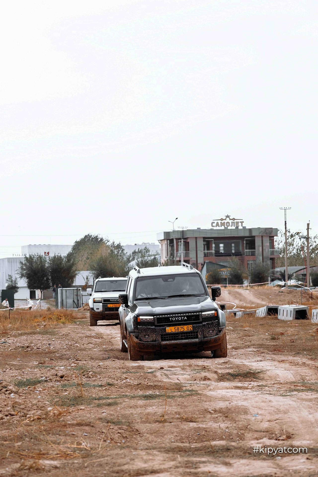 Test Drive TOYOTA CAMRY 80