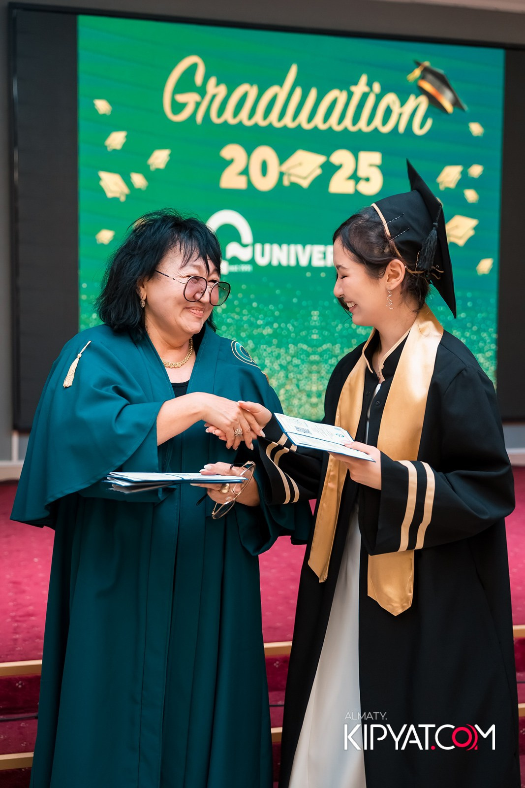 GRADUATION 2025 Q UNIVERSITY. КИПЯТКОМ АЛМАТЫ!
