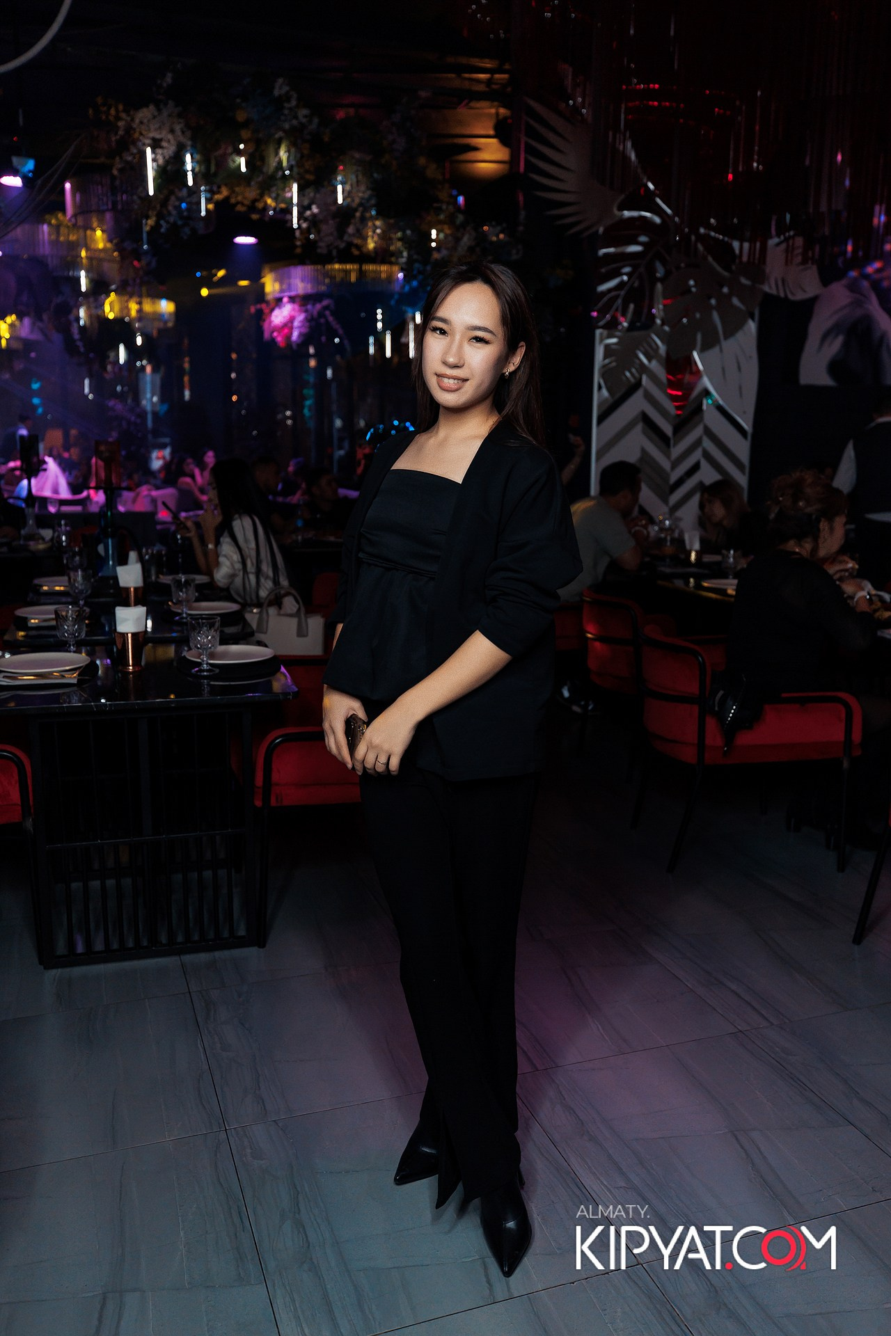 FRIENDS BAR & TERRACE. КИПЯТКОМ АЛМАТЫ! Фотосъемка мероприятий в Алматы