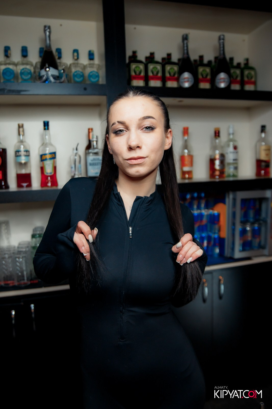 UYAT EMES BAR. КИПЯТКОМ АЛМАТЫ!