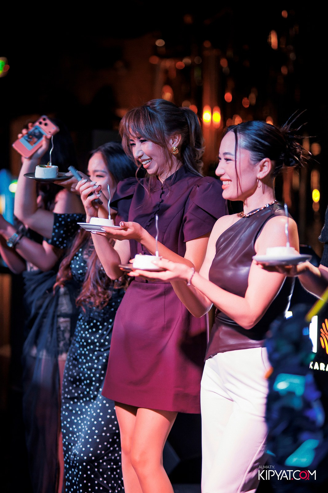 MOOD KARAOKE & TERRACE. КИПЯТКОМ АЛМАТЫ!