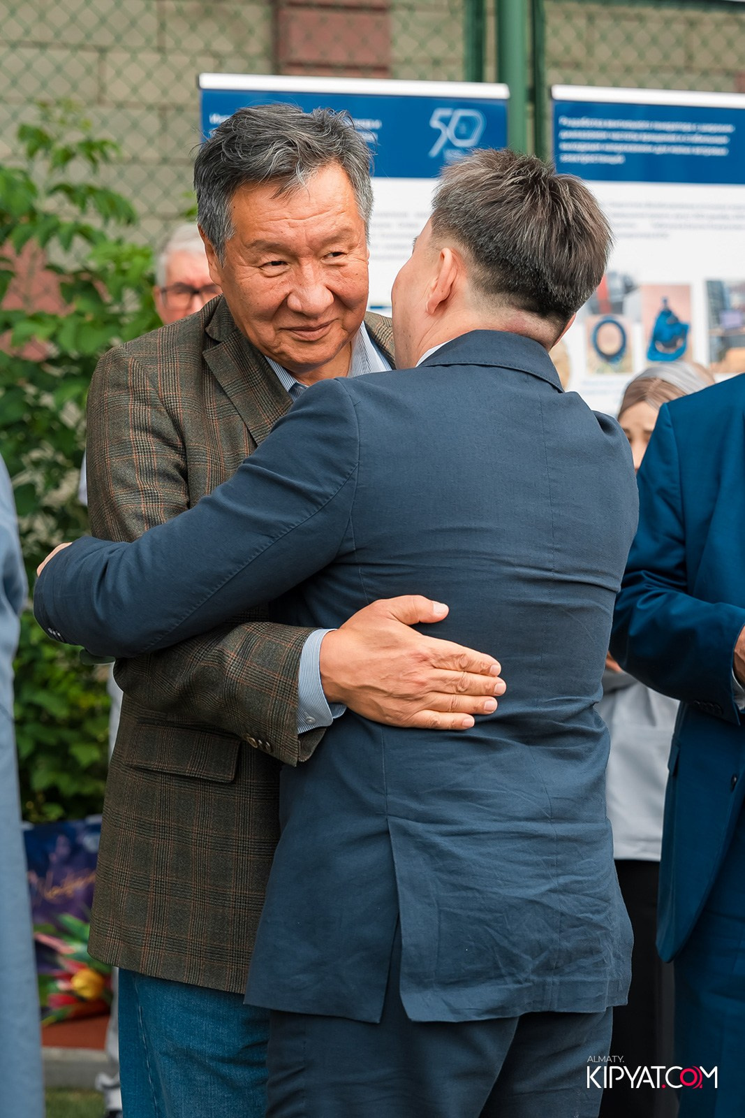 50 ЛЕТ — АЛМАТИНСКИЙ УНИВЕРСИТЕТ ЭНЕРГЕТИКИ И СВЯЗИ. КИПЯТКОМ АЛМАТЫ!