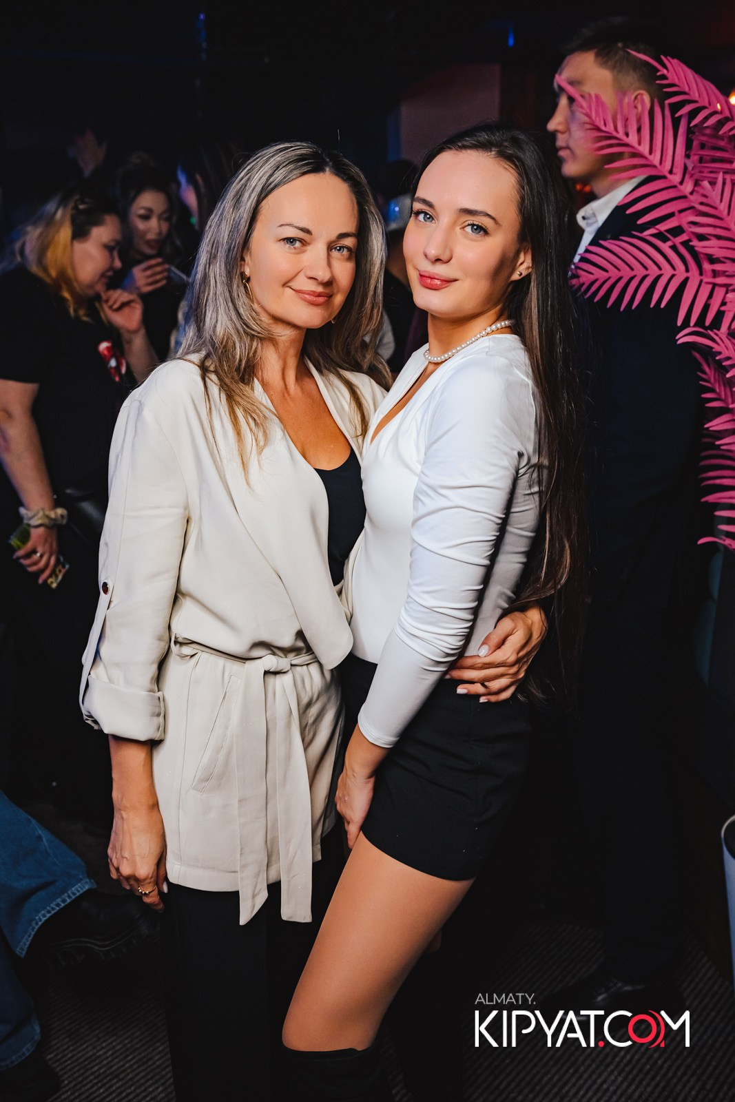 SANTA BARBARA — SPECIAL QUEST МИТЯ ФОМИН. КИПЯТКОМ АЛМАТЫ!