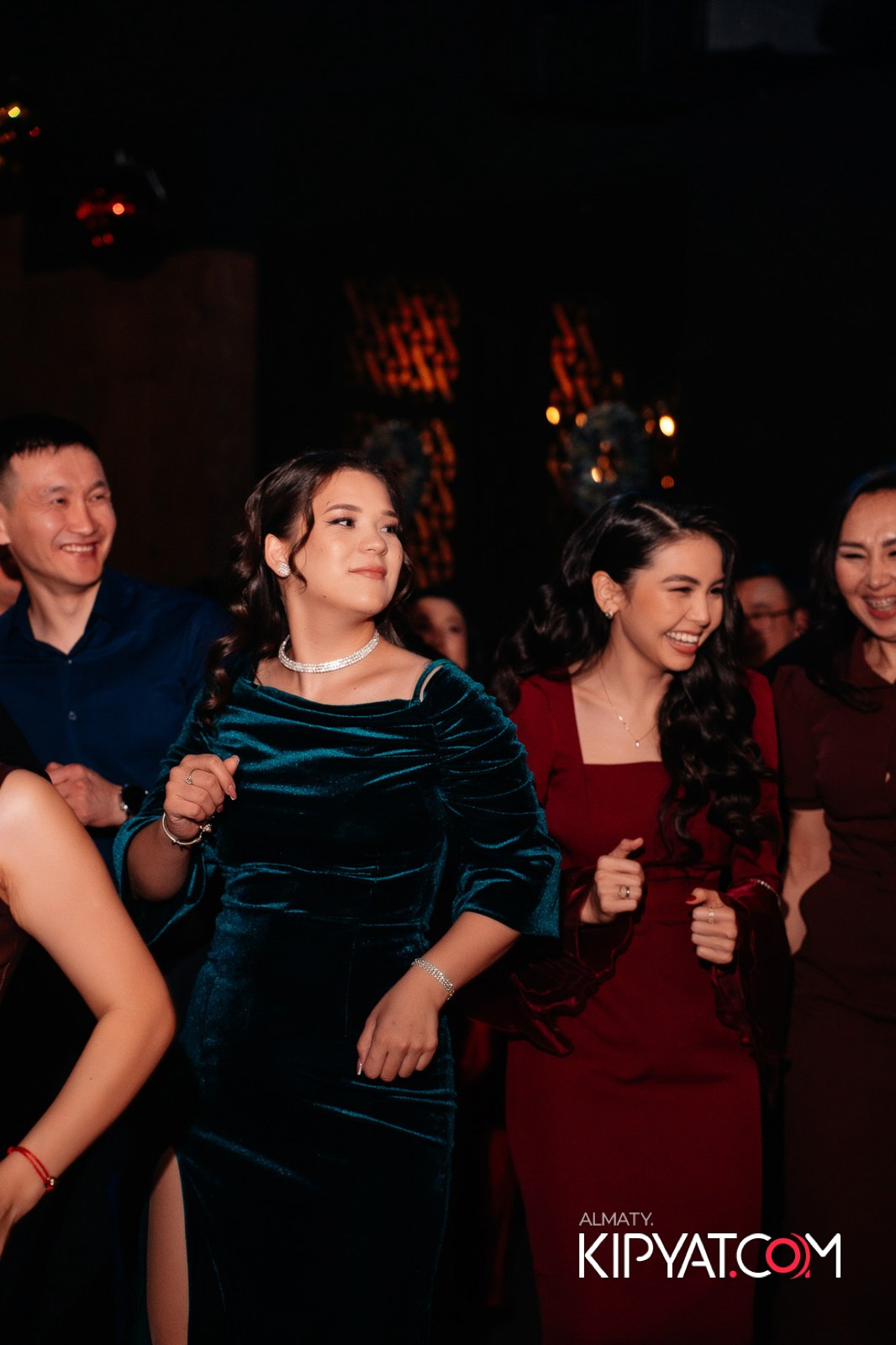 ZIYAFET MEAT HOUSE. КИПЯТКОМ АЛМАТЫ!