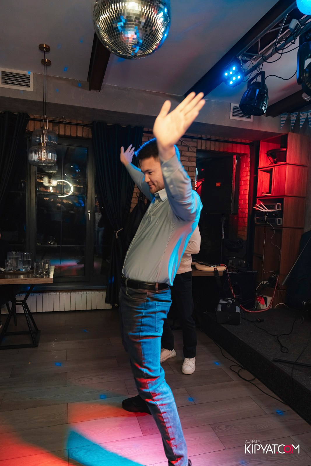 OKTOBERFEST — ПИНТА НА ГОГОЛЯ. КИПЯТКОМ АЛМАТЫ!