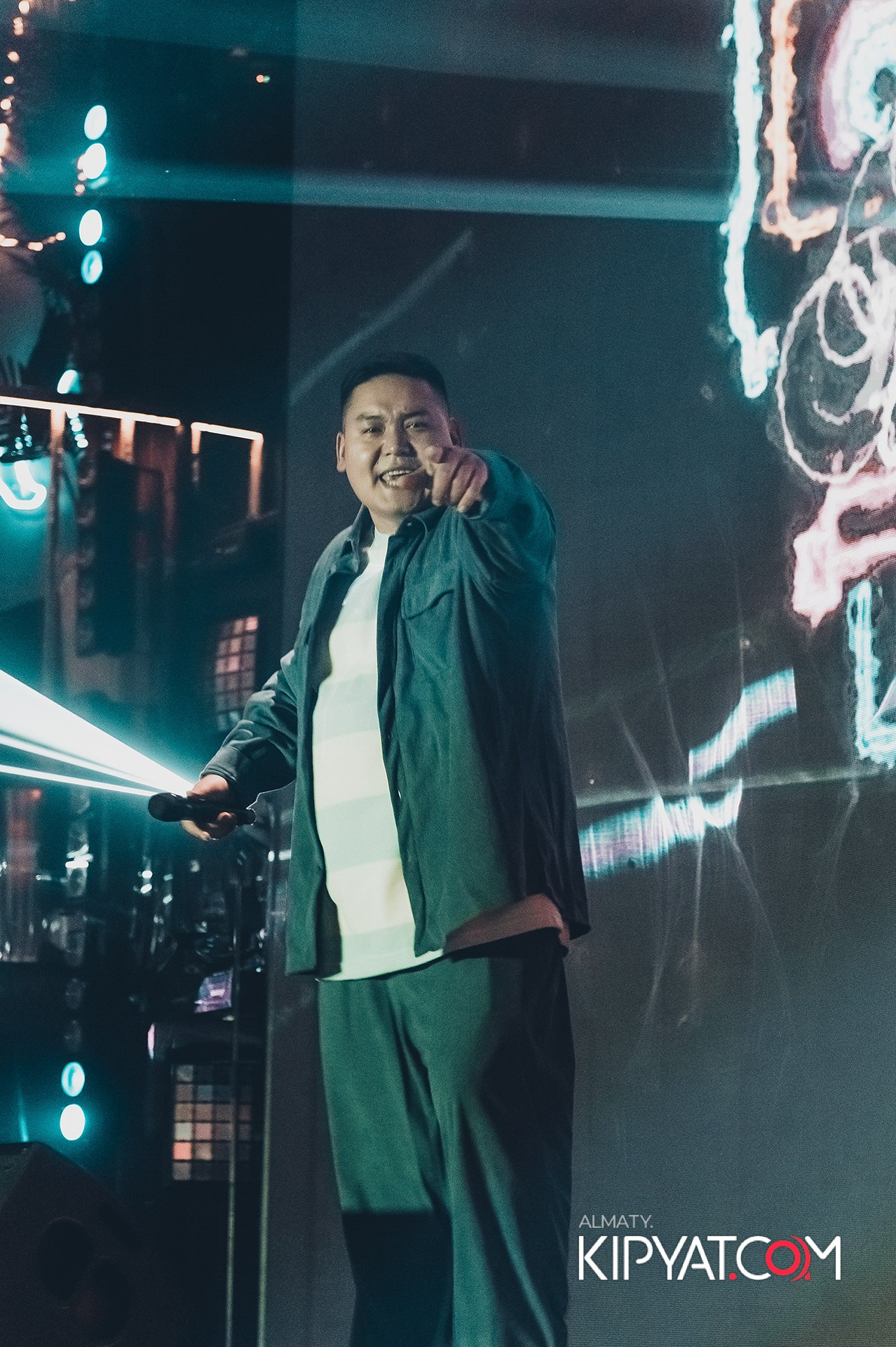 ВЫСТУПЛЕНИЕ ГРУППЫ ВИРУС SANTA BARBARA. КИПЯТКОМ АЛМАТЫ!