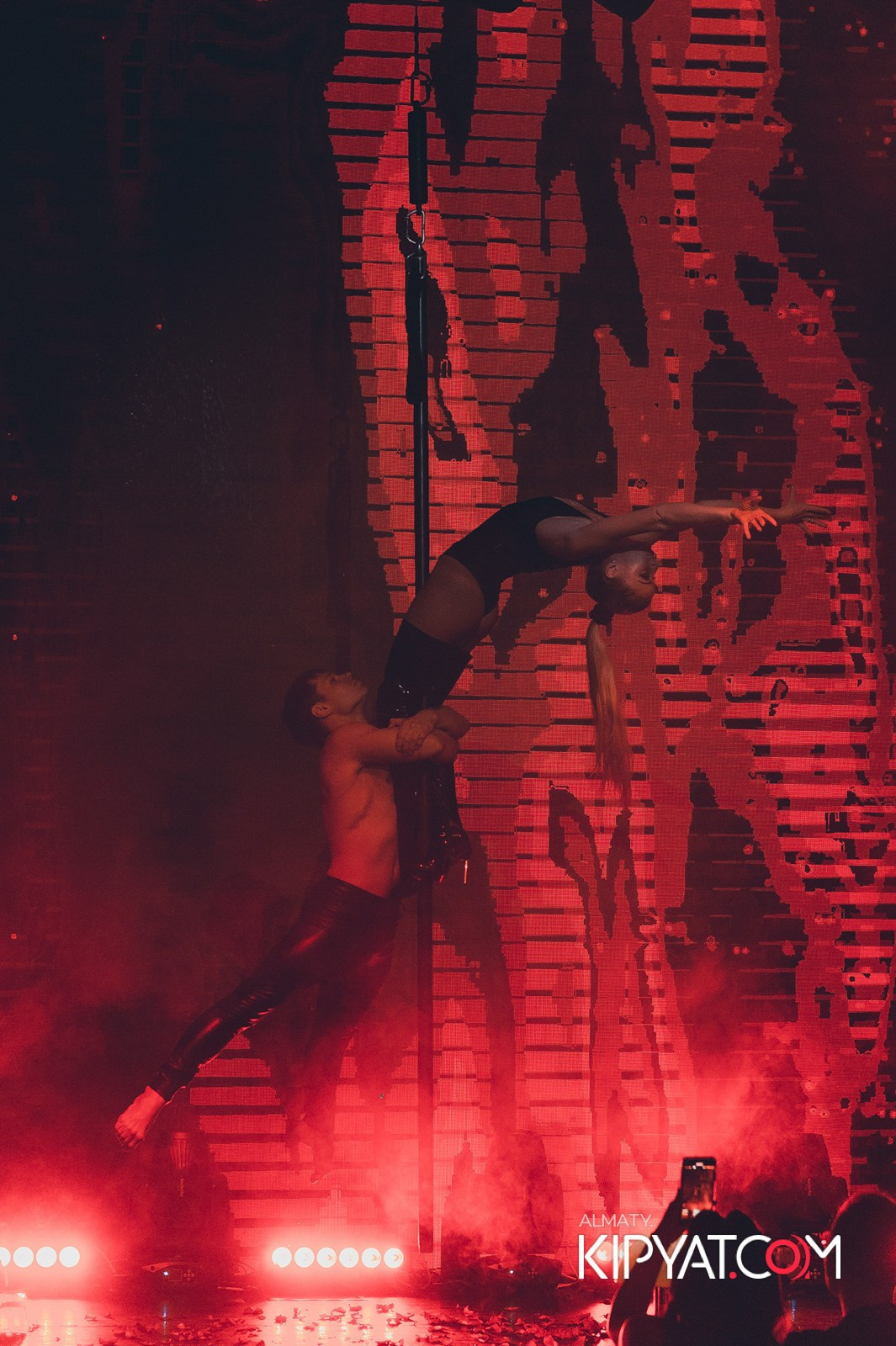 QUEEN. КИПЯТКОМ АЛМАТЫ!