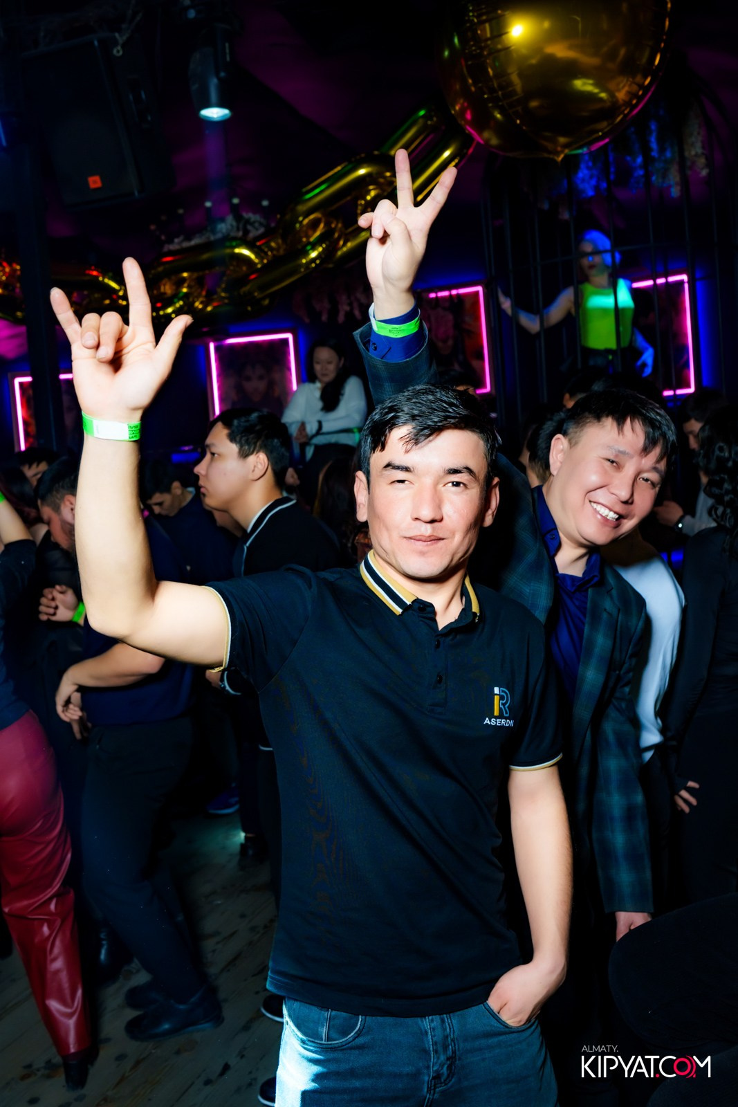 UYAT EMES BAR. КИПЯТКОМ АЛМАТЫ! Фотосъемка мероприятий в Алматы