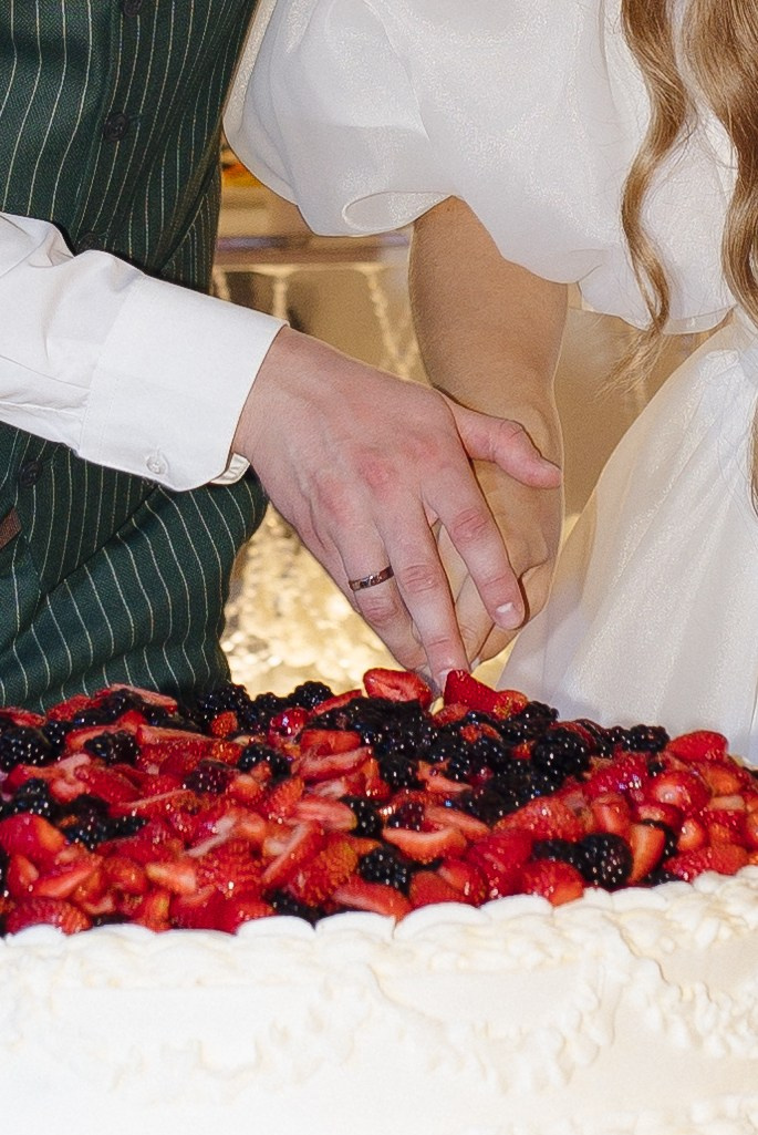 Банкет (Кристина&Алексей). Свадебные фотографы в г. Сургут Маркова Наталья и Замахина Елена