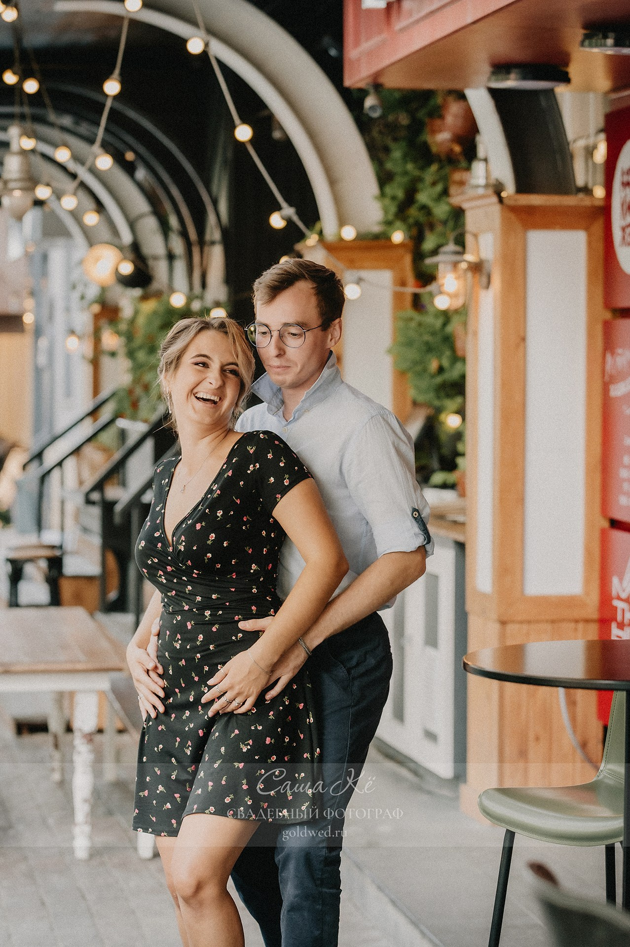 Профессиональная предсвадебная фотосессия в Новосибирске — любовь, нежность и романтика от Саши Кё. Свадебный, семейный и event фотограф в Новосибирске и Новосибирской области Саша Кё