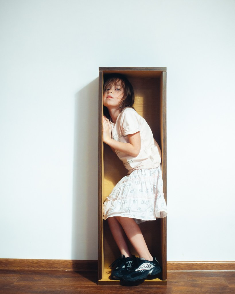 Дочка в студии. Фотограф Денис Денисов